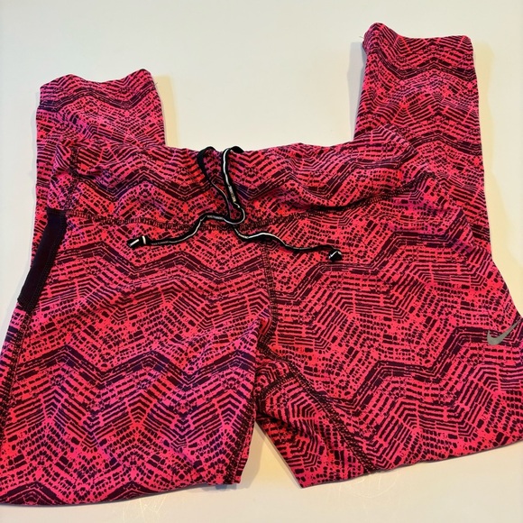 Nike Pants - NIKE DRI-FIT Leggings Size M